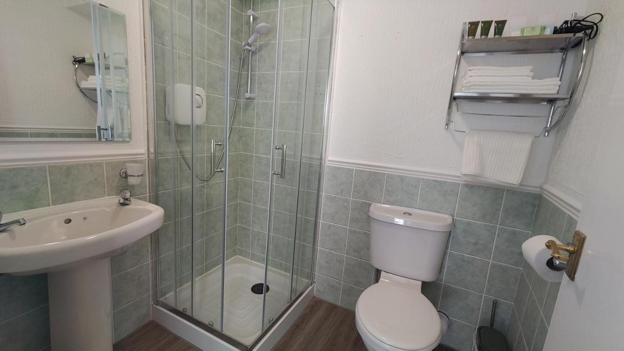 Orient B&B Holyhead Dış mekan fotoğraf