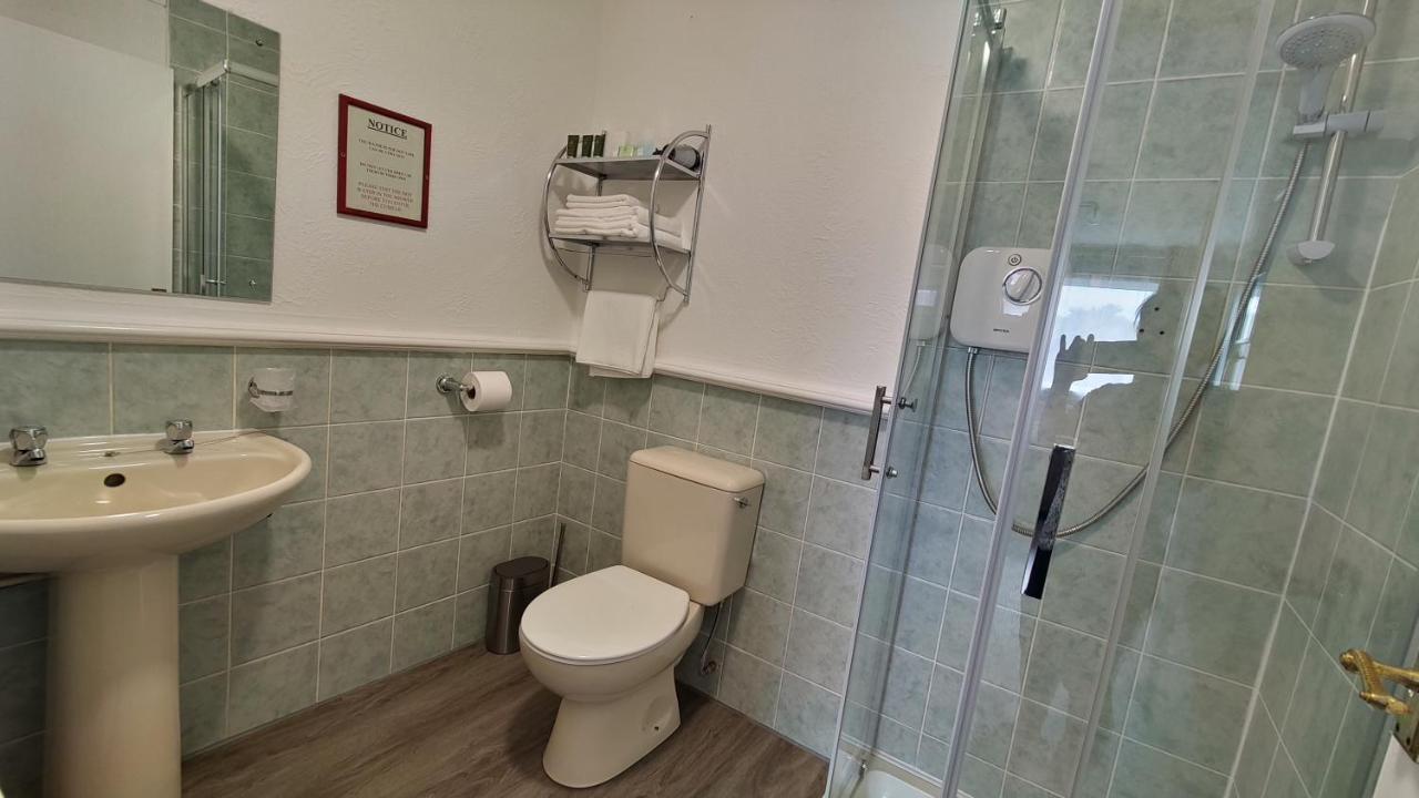 Orient B&B Holyhead Dış mekan fotoğraf