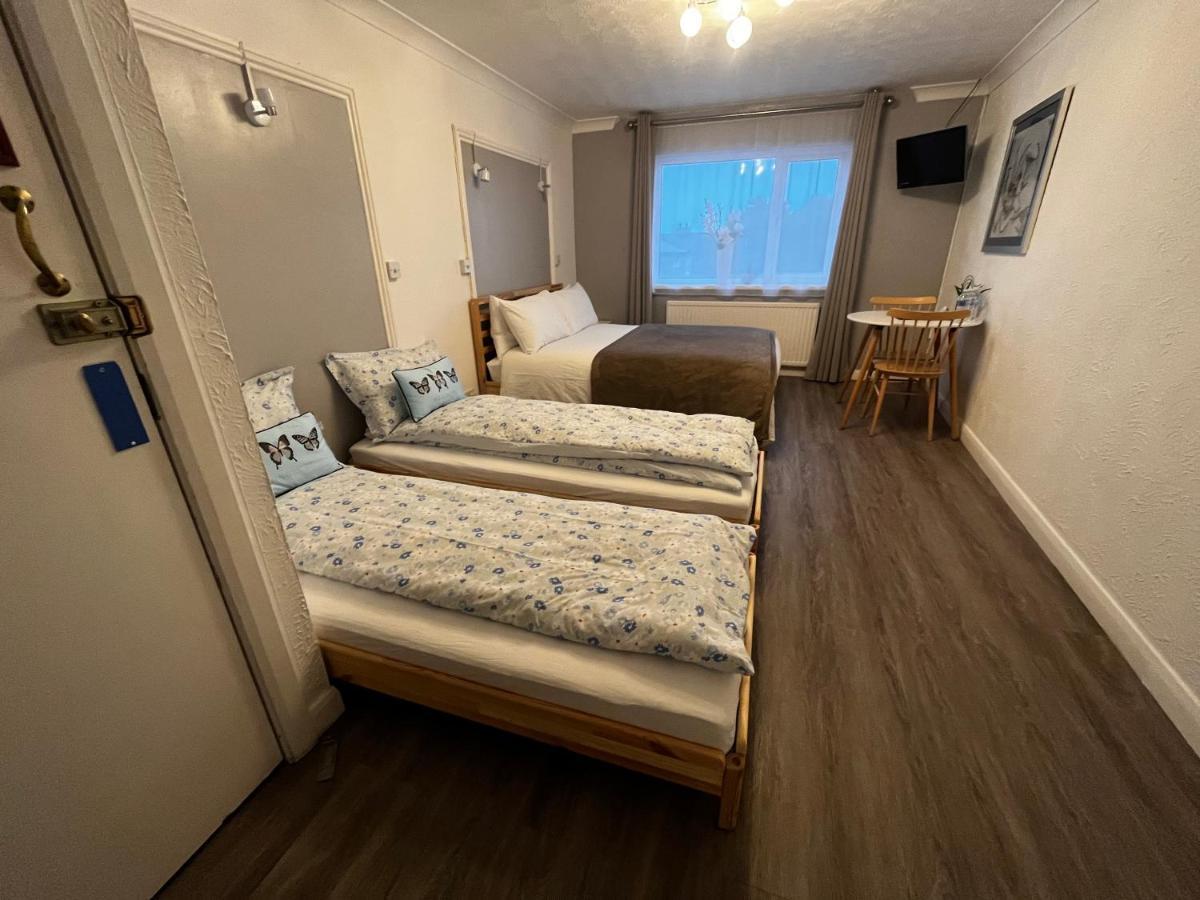 Orient B&B Holyhead Dış mekan fotoğraf